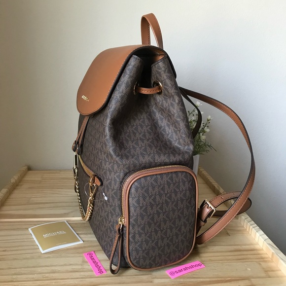 🌼Michael Kors backpack set - Picture 14 of 16